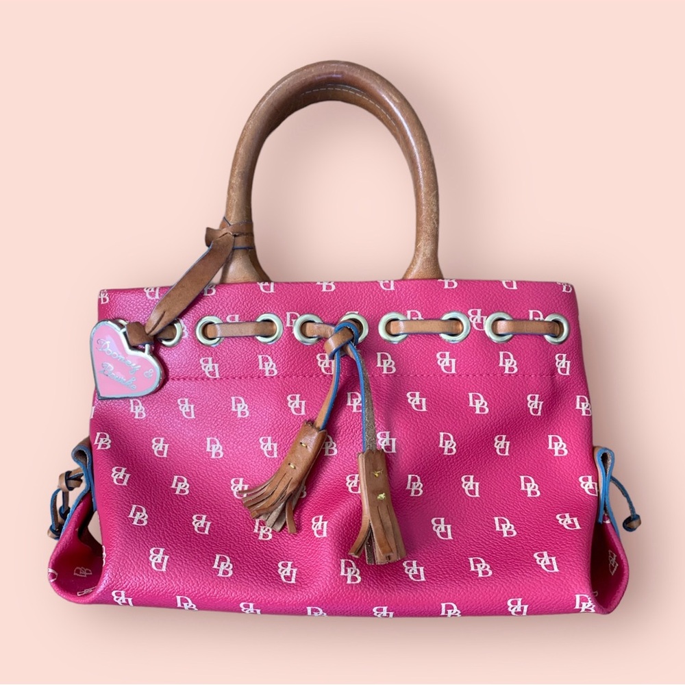 Dooney and Bourke genuine Leather purse-Pink S